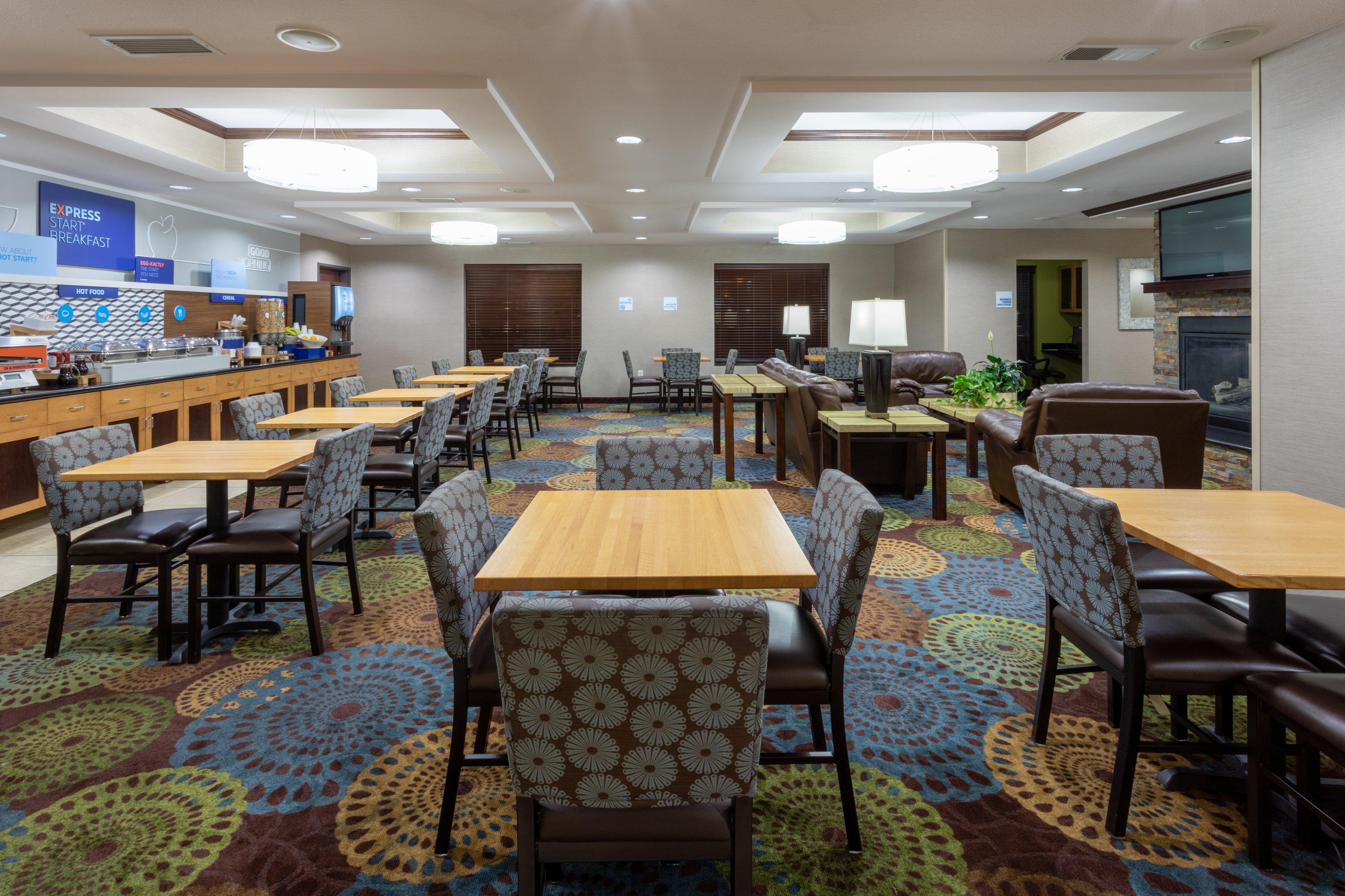 Holiday Inn Express And Suites Rochester West-Medical Center By Ihg Extérieur photo